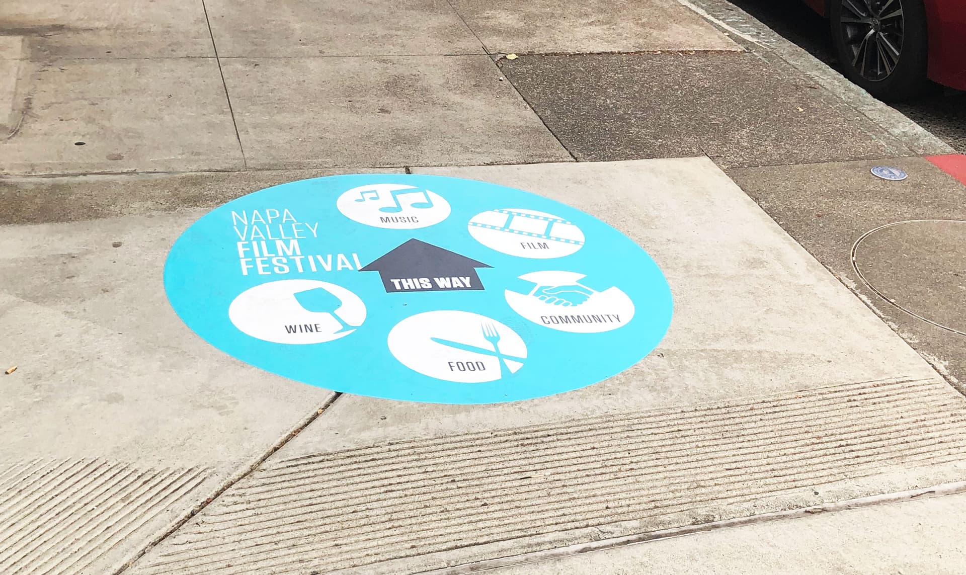 Custom floor graphics