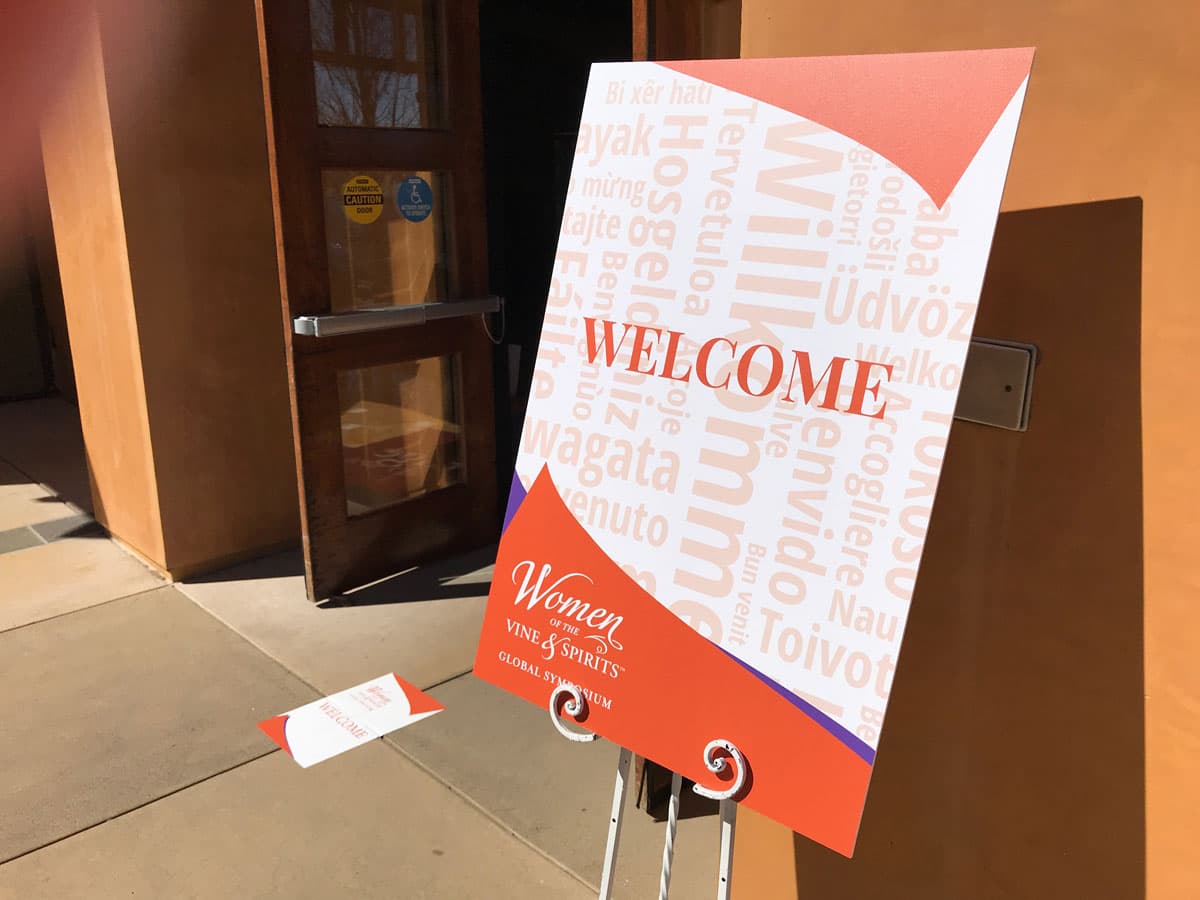 Meeting +
event signage